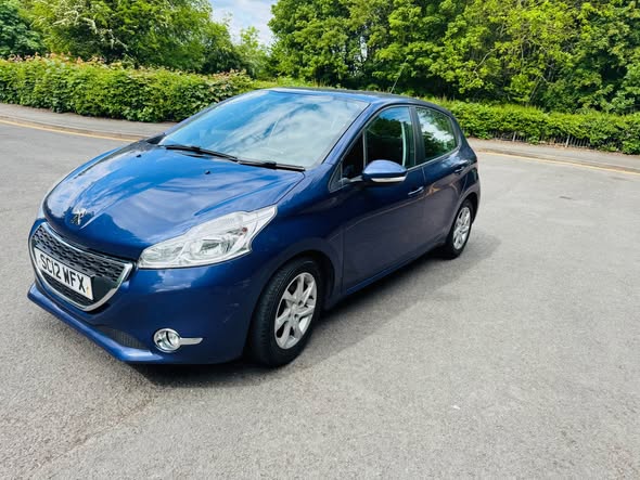 peugeot 208