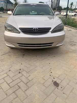 A picture of Toyota Camry 2004