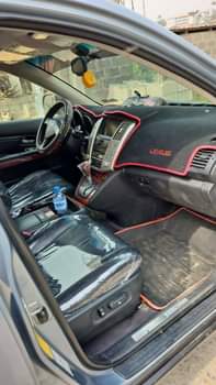 A picture of Spark Register Lexus Rx 330 Full option First body paint