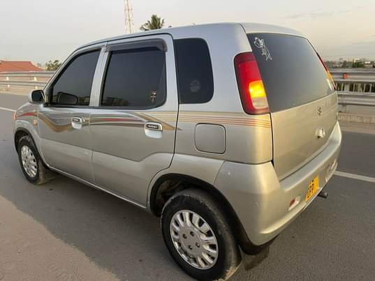 A picture of Suzuki kei bei 5.5 tu haina shida kabisa ni full