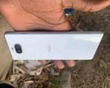 A picture of Sony Xperia 8 64gb cracked kdogo Bei 145 000 T