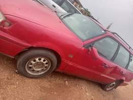 A picture of Volkswagen Passat wagon manual transmission complete pure first body pan