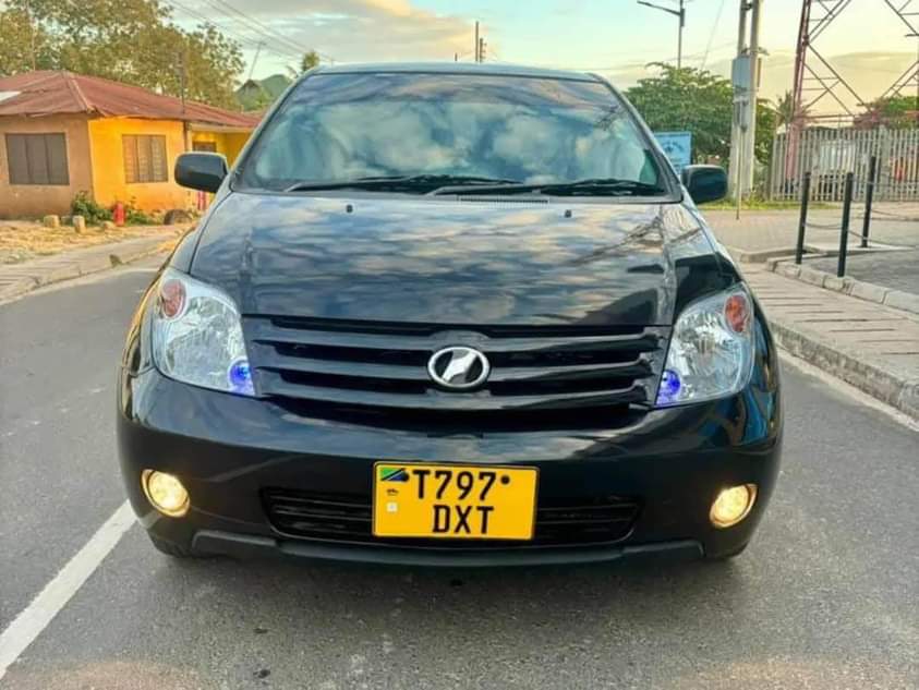 used toyota ist
