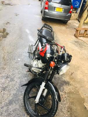 A picture of Boxer namba CYE 125 imenyooka sh 1300000 call 0655789938