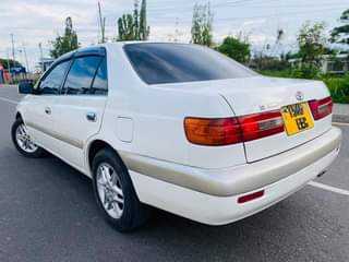 A picture of Toyota premio old