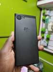 A picture of Blackberry Keyone
