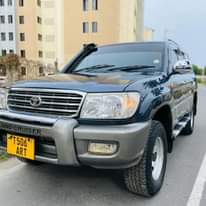 A picture of Price bei 38m Call TOYOTA LAND CRUISER AMAZON FOR SALE