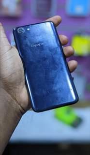 A picture of OPPO a83