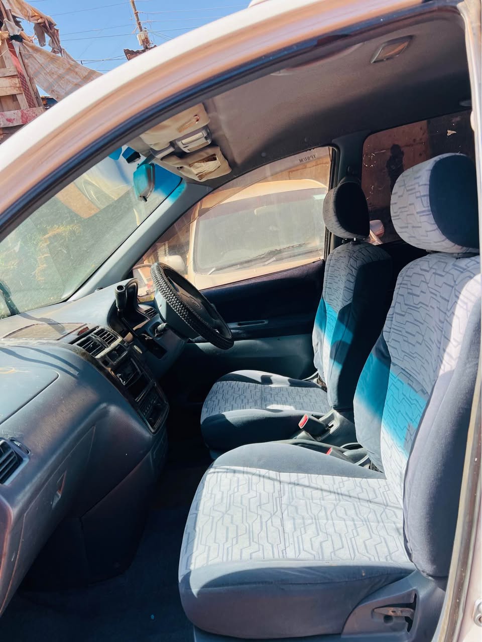 A picture of 2000 Toyota aygo