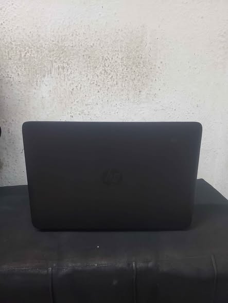 A picture of Hp Elitbook 840 G1 Core i5 8gb Ram 128ssd Touch