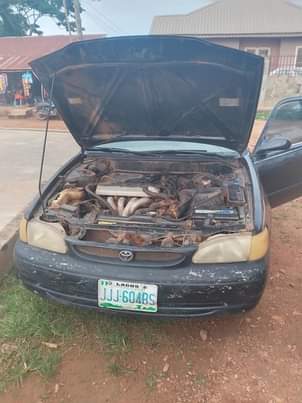 A picture of Toyota Corolla okerejuowoe very clean and neat interior Manual gear
