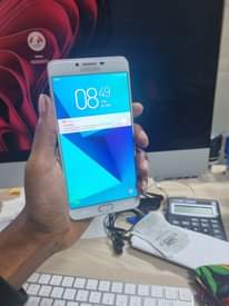 A picture of Samsung C9 Pro