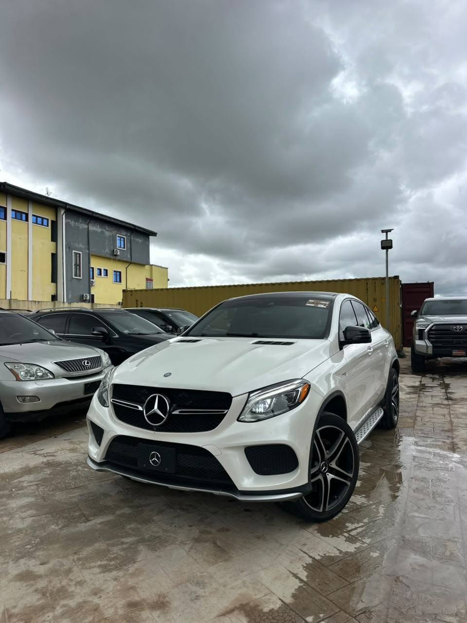 A picture of 2017 Mercedes Benz GLE 43 Coupe