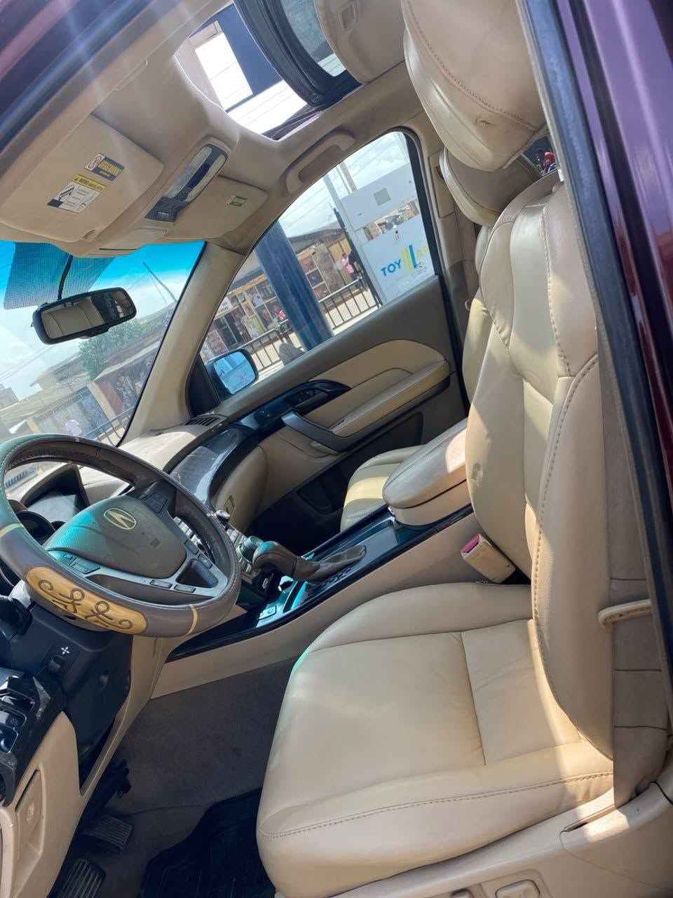 A picture of Distress sale Found this Yesterday Registered Acura Mdx 2008 Model