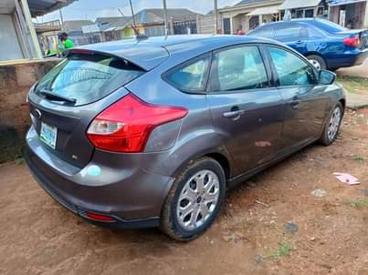 A picture of Ford focus 2012. 4plug. Toks standard. Very fuel economical. Nothing