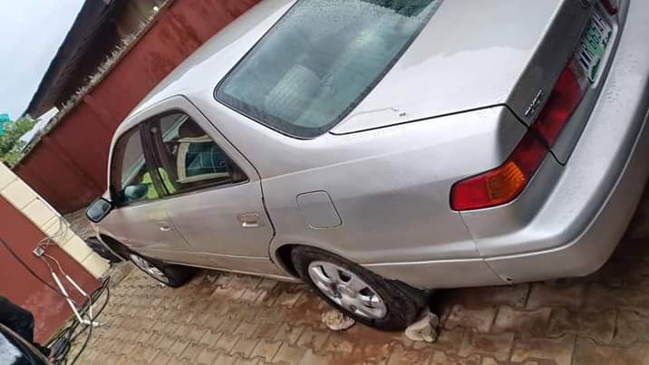 A picture of Used Camry tiny light