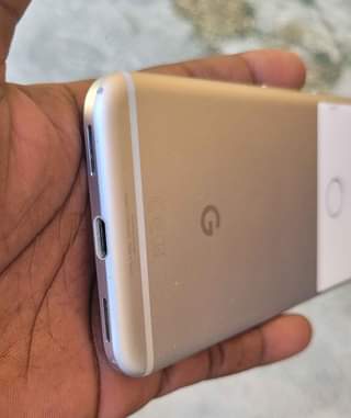 A picture of Google pixel 32gb Ram 4gb