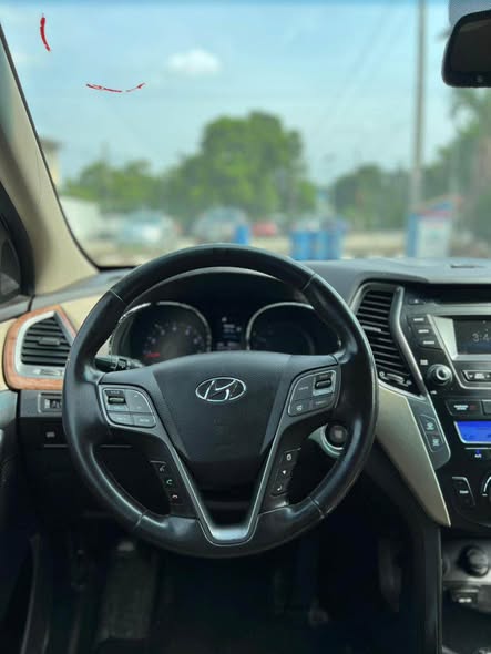 A picture of 2014 Hyundai Santa Fe good deal