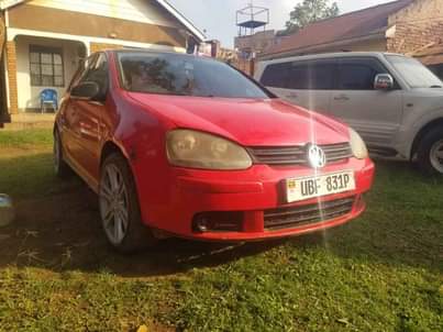 A picture of Golf 5 10m Call 0701488581 What s app 0776417404