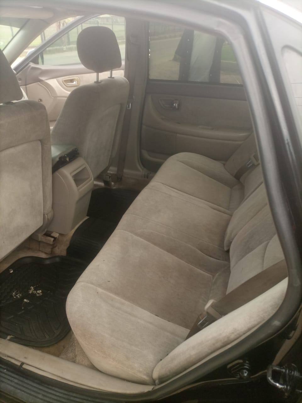 A picture of TOYOTA AVALON