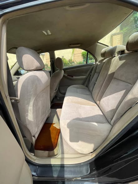 A picture of 5 7m first body 2006 model Toyota Corolla untampered engine