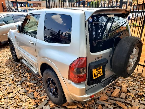 A picture of Pajero mitsubishi