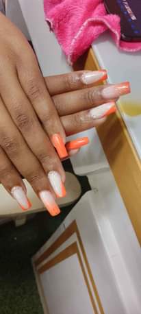 A picture of Gel builder with no artificial