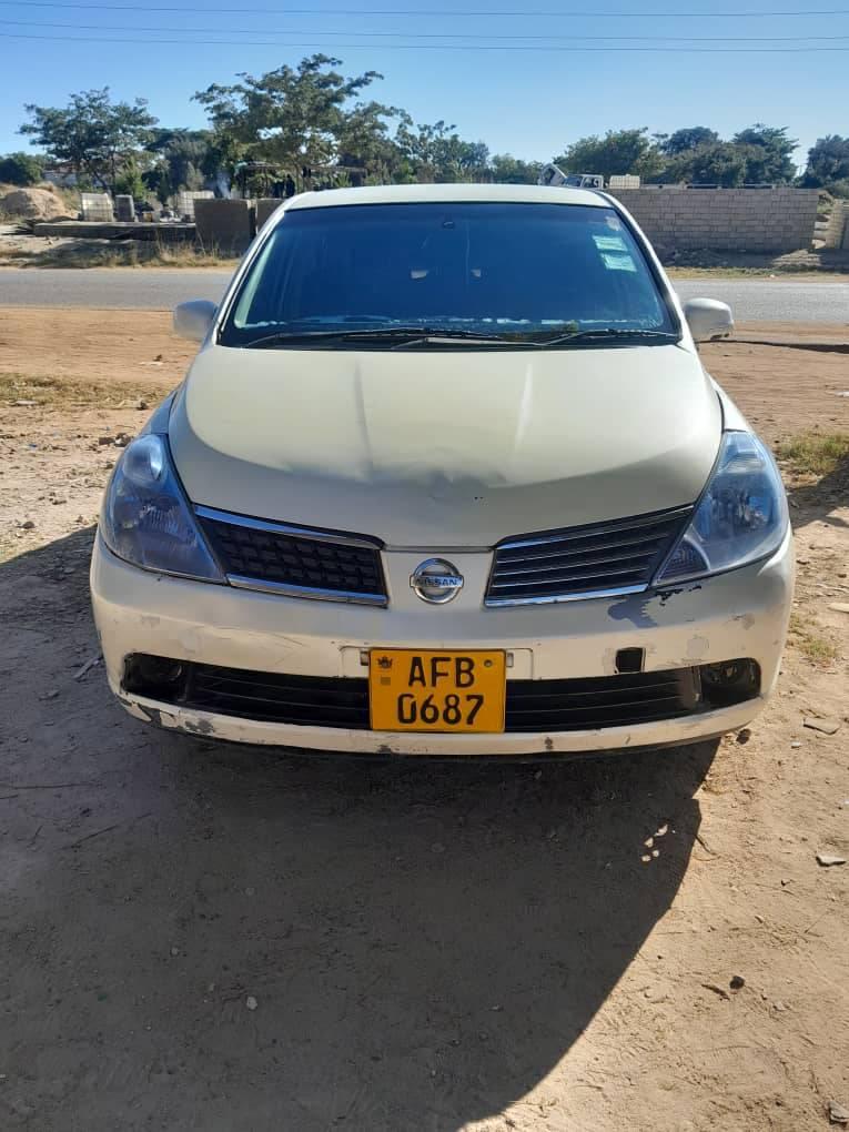 classifieds/cars nissan