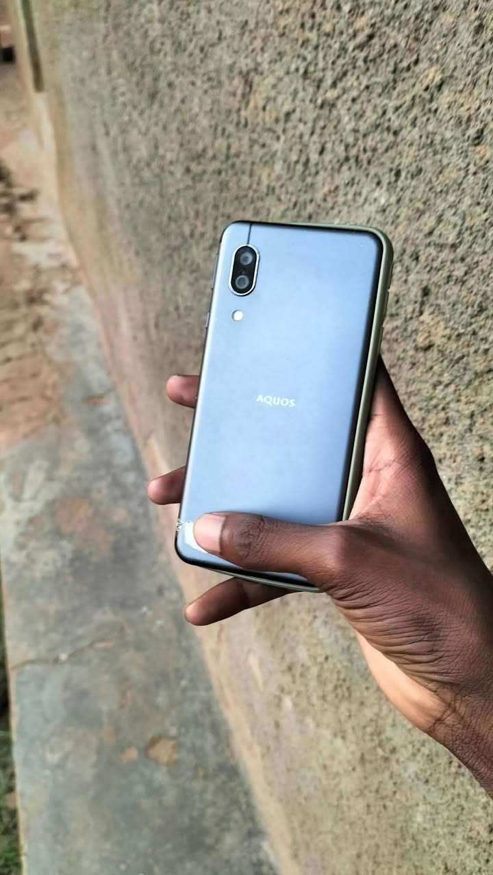 A picture of AQUOS V45