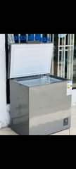 A picture of Freezer Hisense Lita 200 Mpya Sana Laki tano na 80