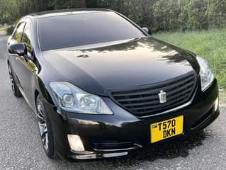 A picture of FOR SALE TOYOTA CROWN NEW MODEL