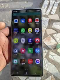 A picture of Samsung not 10 plus gb 256 ram 12