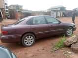 A picture of 2002 Toyota Avalon