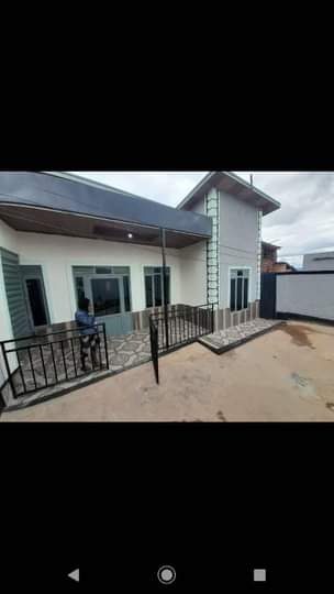 self compound houses