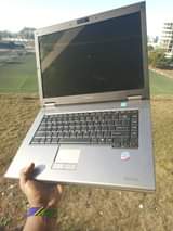 A picture of Toshiba core 2duo Ram 2gb hdd 160gb procesor 2.10ghz chaji