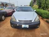 A picture of Clean 2005 Lexus ES330 Price 1 980 Best price Very