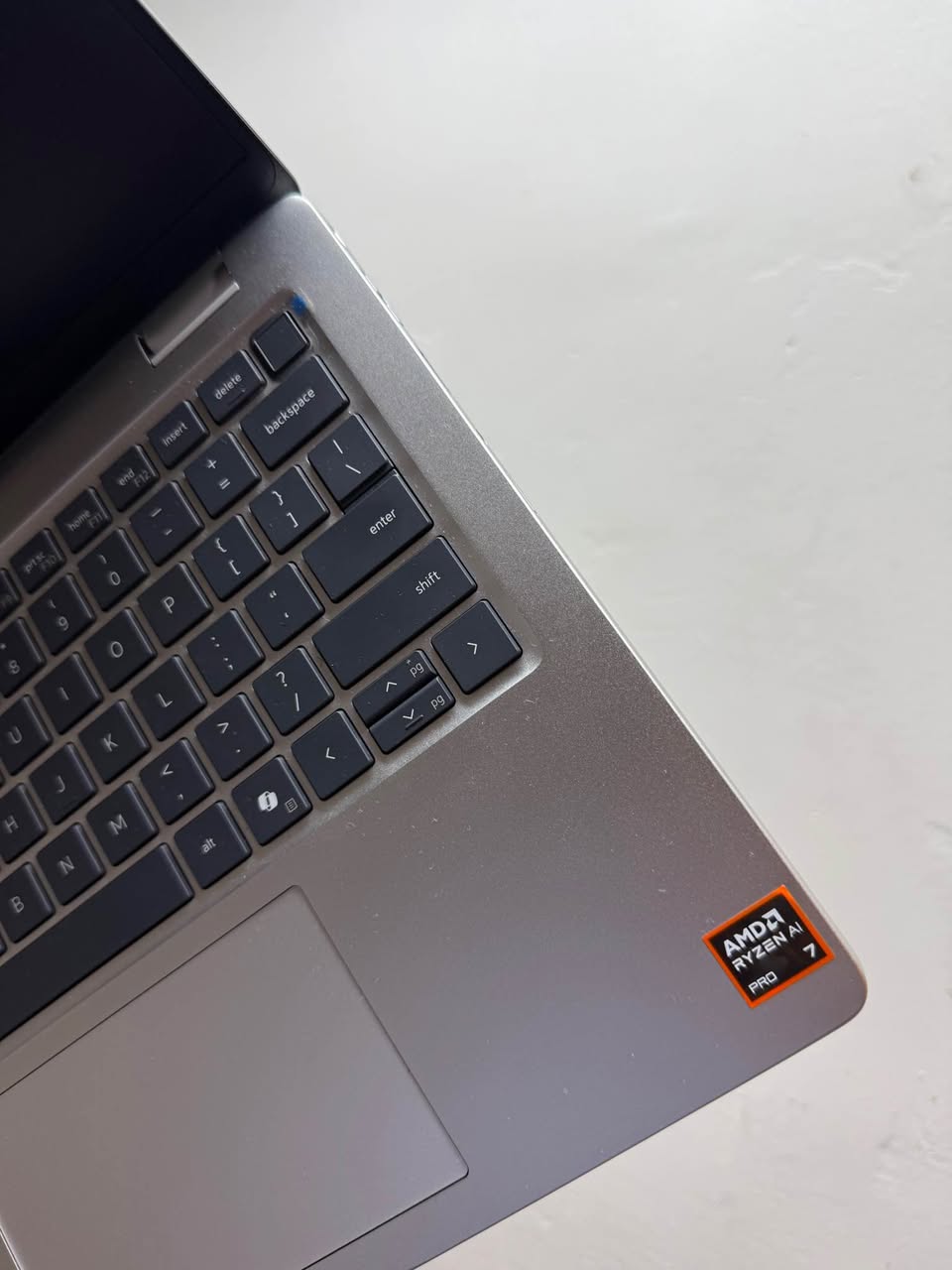 A picture of Dell Pro 14 Plus PB14255 AMD Ryzen AI Pro 7