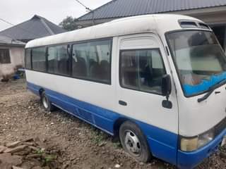 A picture of TOYOTA DARCOSTER ENGEN 1HZ HAINA KIPENGELE CHOCHOTE SAFARI POPOTE TAIRI