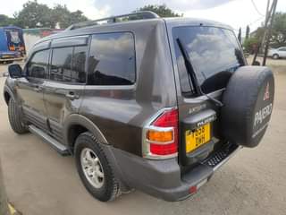 A picture of MITSUBISH PAJERO MODEL GDI ENGINE CODE 4M40 4WHEEL DRIVE MANUAL
