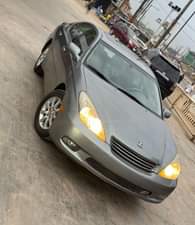 A picture of Lexus ES330 2004 First body nothing to fix Buy and