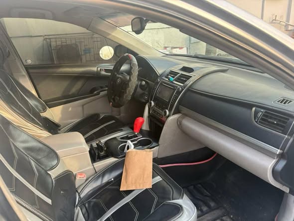 A picture of 2014 Toyota Camry 2014