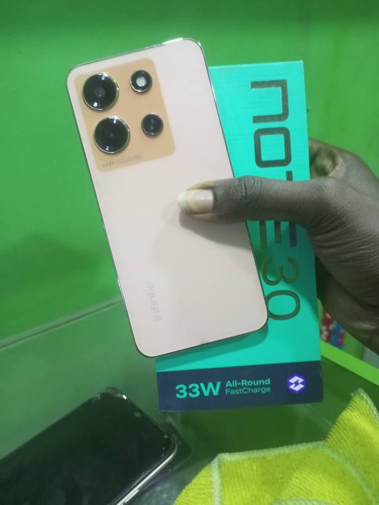 A picture of Sharp Deal Infinix Note 30 all parts are original Used