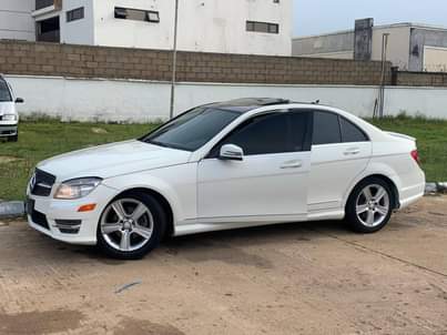 A picture of Distress sales Mercedes Benz C300 Non4matic 2010model first body Ac