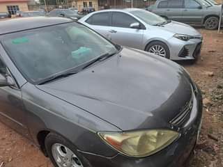 A picture of Clean Toyota Camry 2004 Baked on first body Ac Engine