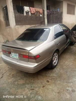 A picture of Toyota Camry pencil