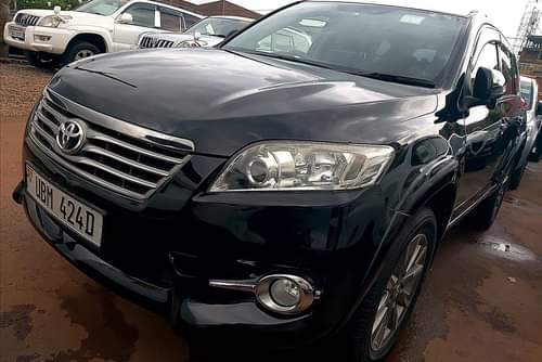 A picture of Vanguard NOTE Model 2013 7 Seater Call 0703273550