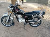 A picture of Haojue inauzwa aina kipengere chochote bei 1450000 coll 0787529128 0620216607