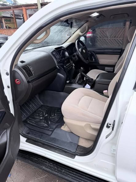 A picture of 2010 LANDCRUISER GX FOR SALE