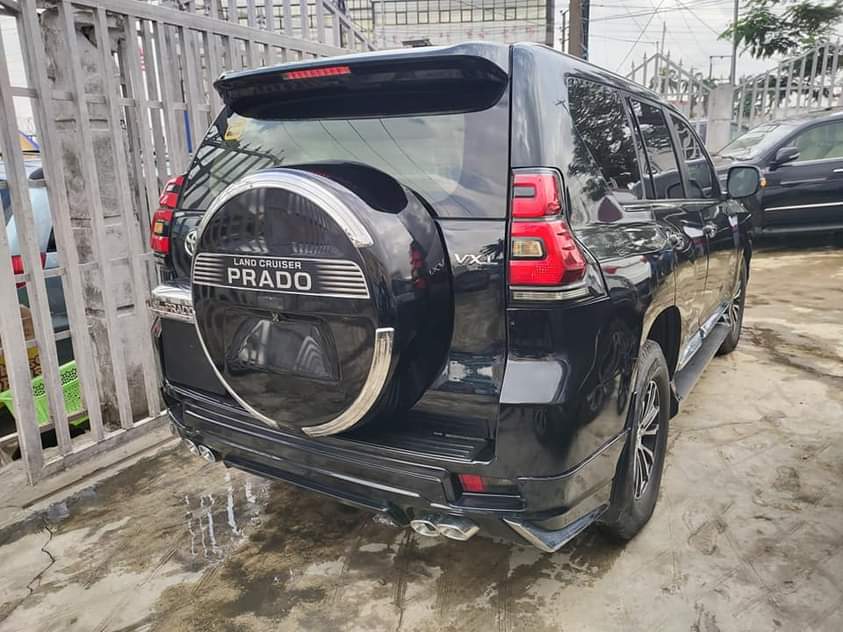 A picture of REG 2013 BULLET PROOF PRADO