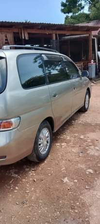 A picture of Toyota gaia iyo unawasha unaondoka Injin 3S petrol Full ac